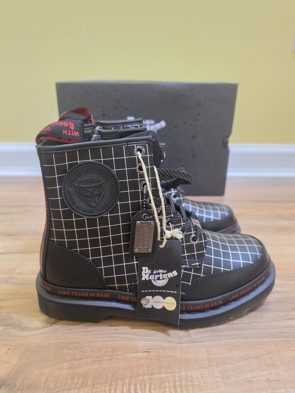 New Dr. Martens 1460 WB BLADE RUNNER LACE UP BOOTS